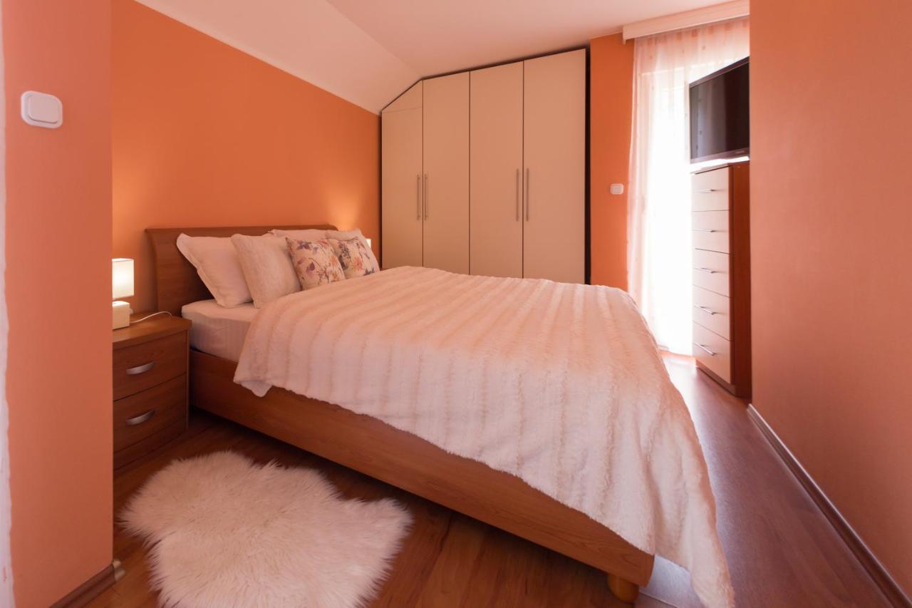 Mario Apartament *